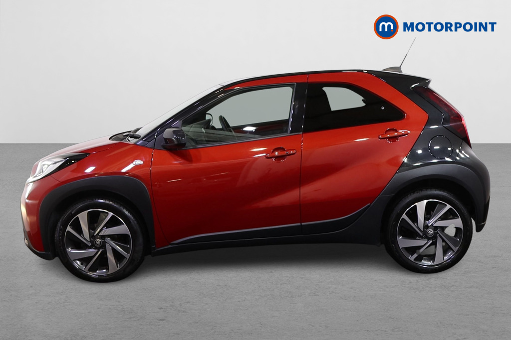 Toyota Aygo X Exclusive Manual Petrol Hatchback - Stock Number (1567930) - Passenger side