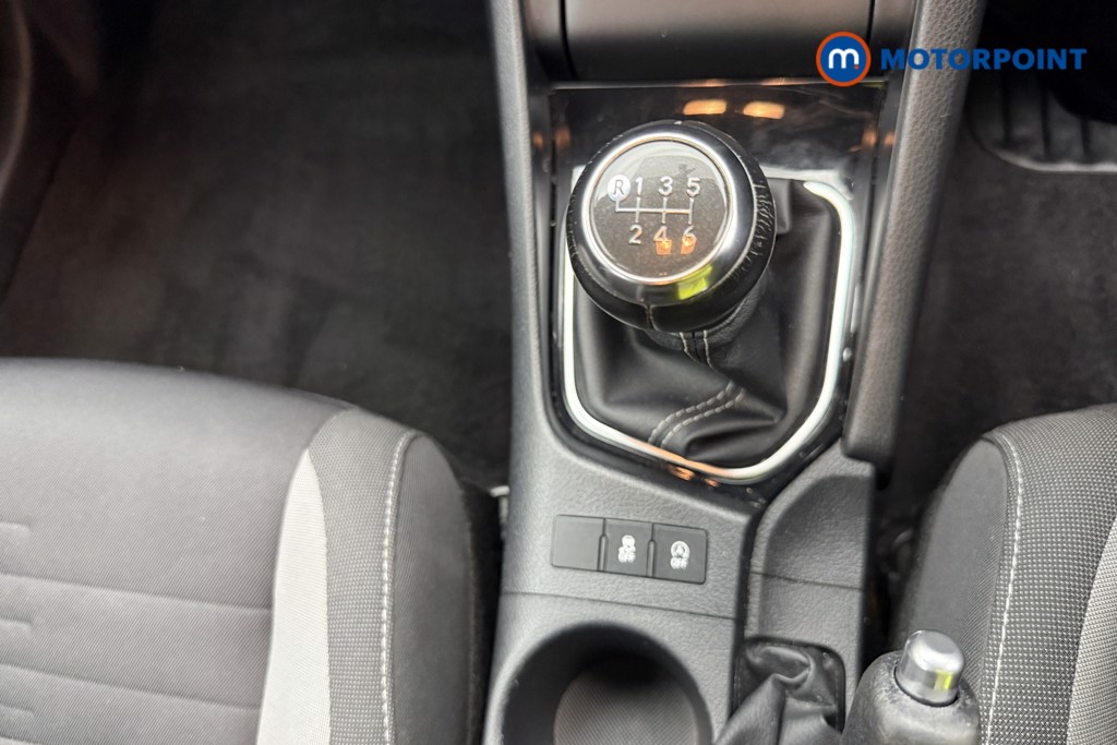 Toyota Auris Business Edition Manual Petrol Hatchback - Stock Number (1568116) - 14th supplementary image