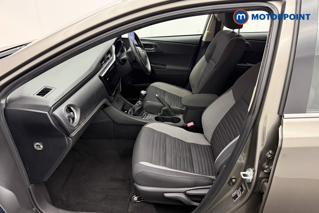Toyota Auris Business Edition Manual Petrol Hatchback - Stock Number (1568116) - 1st supplementary image