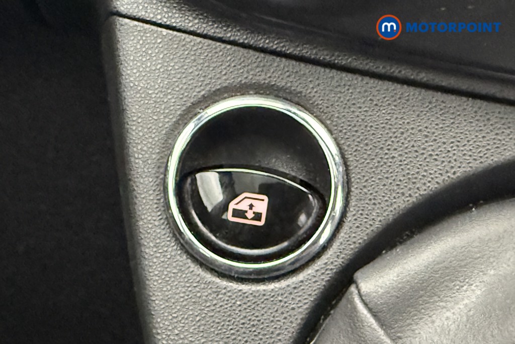 Fiat 500 1.0 Mild Hybrid 3Dr Manual Petrol-Electric Hybrid Hatchback - Stock Number (1568176) - 9th supplementary image