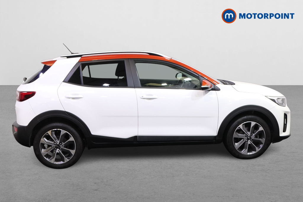 KIA Stonic Mixx Manual Petrol SUV - Stock Number (1568327) - Drivers side