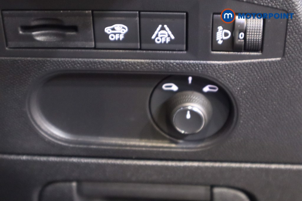 DS Ds 3 Prestige Manual Diesel SUV - Stock Number (1568386) - 16th supplementary image