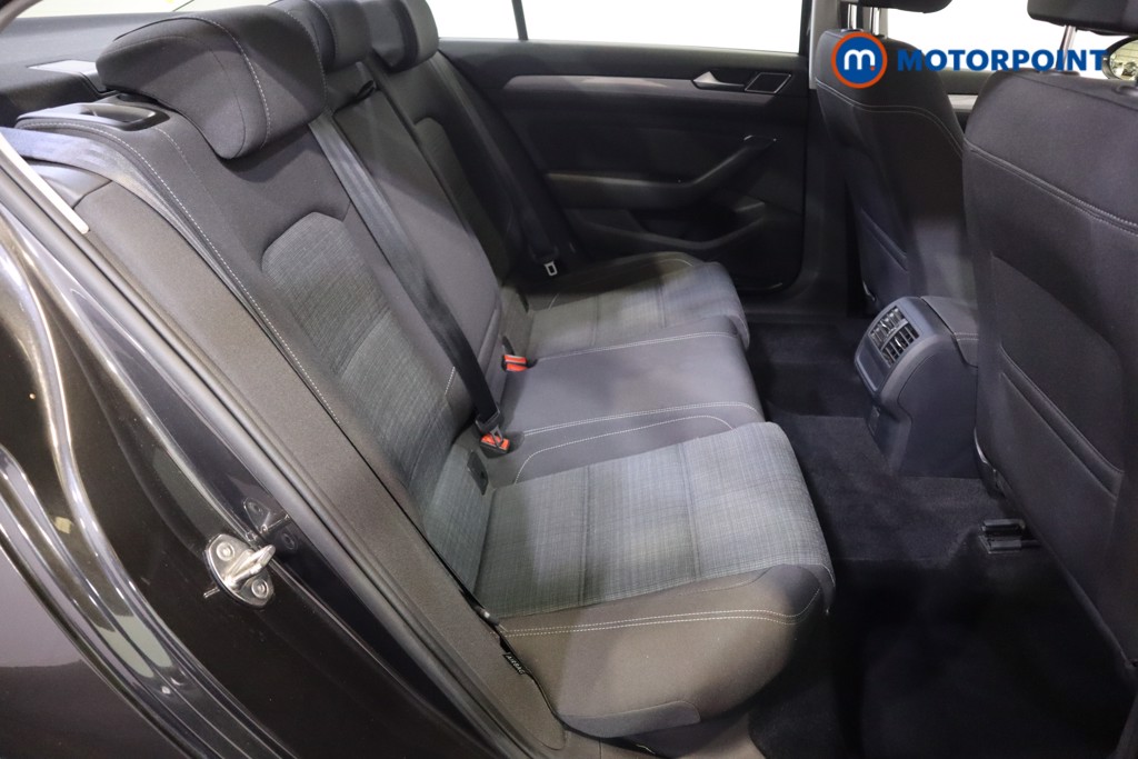 Volkswagen Passat Se Nav Manual Diesel Saloon - Stock Number (1568390) - 7th supplementary image
