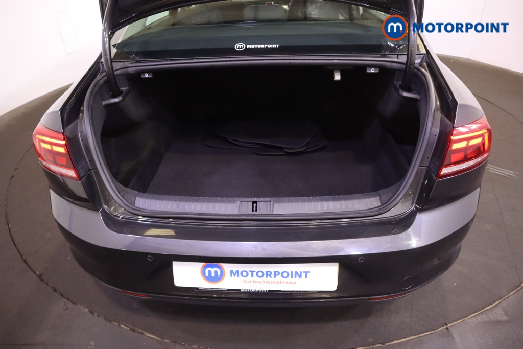 Volkswagen Passat Se Nav Manual Diesel Saloon - Stock Number (1568390) - 8th supplementary image