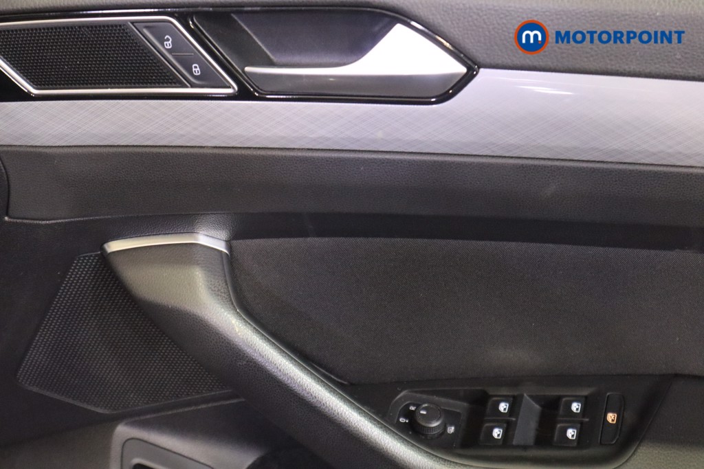 Volkswagen Passat Se Nav Manual Diesel Saloon - Stock Number (1568390) - 14th supplementary image