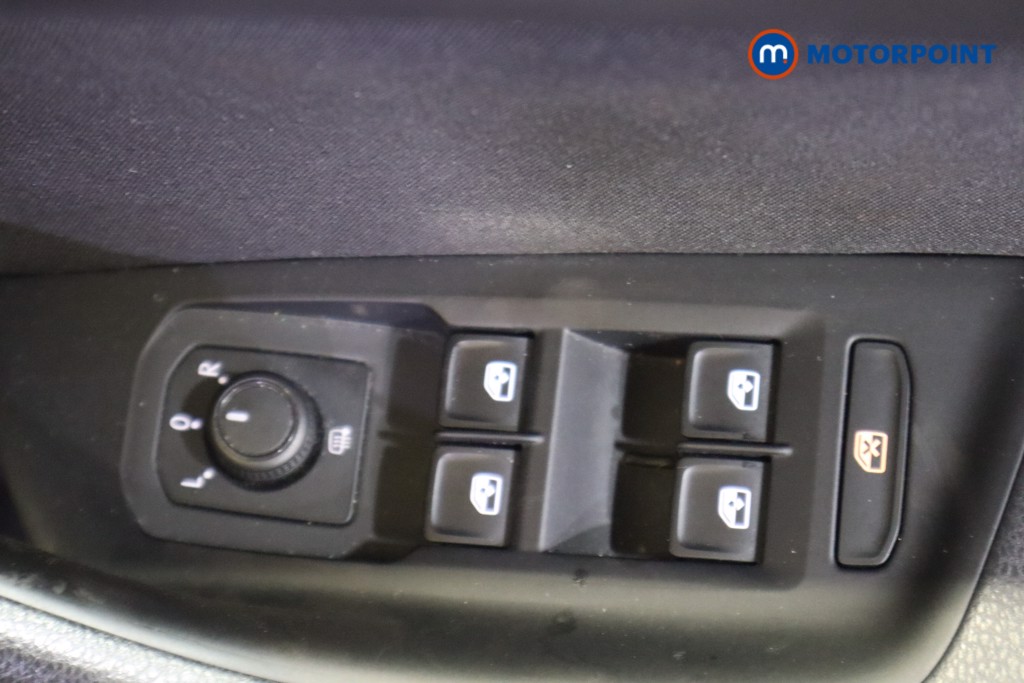 Volkswagen Passat Se Nav Manual Diesel Saloon - Stock Number (1568390) - 15th supplementary image