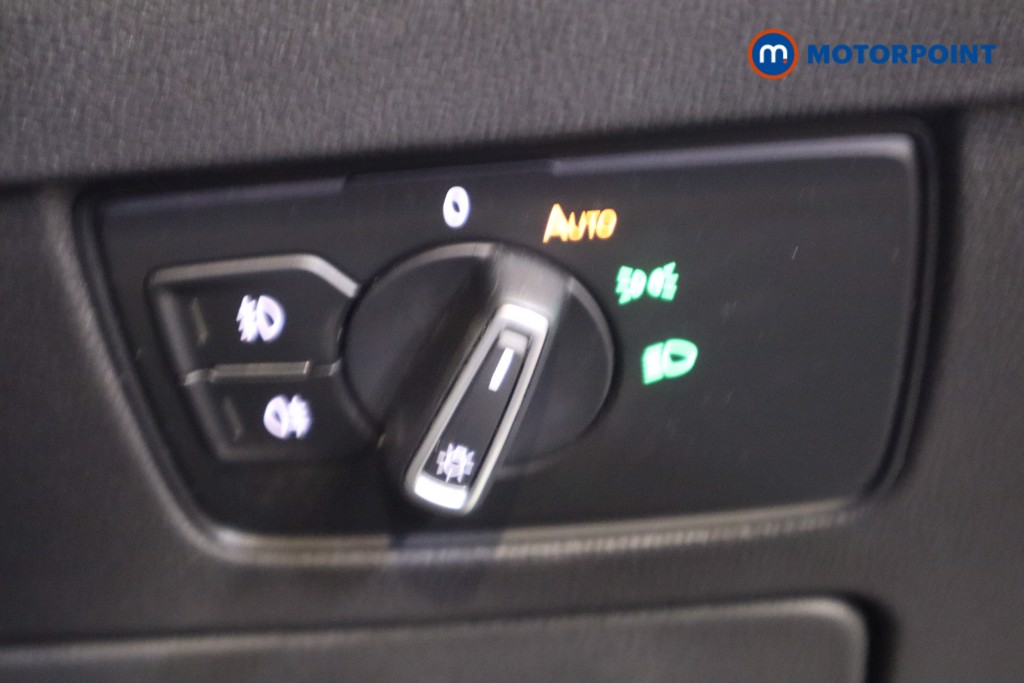 Volkswagen Passat Se Nav Manual Diesel Saloon - Stock Number (1568390) - 17th supplementary image