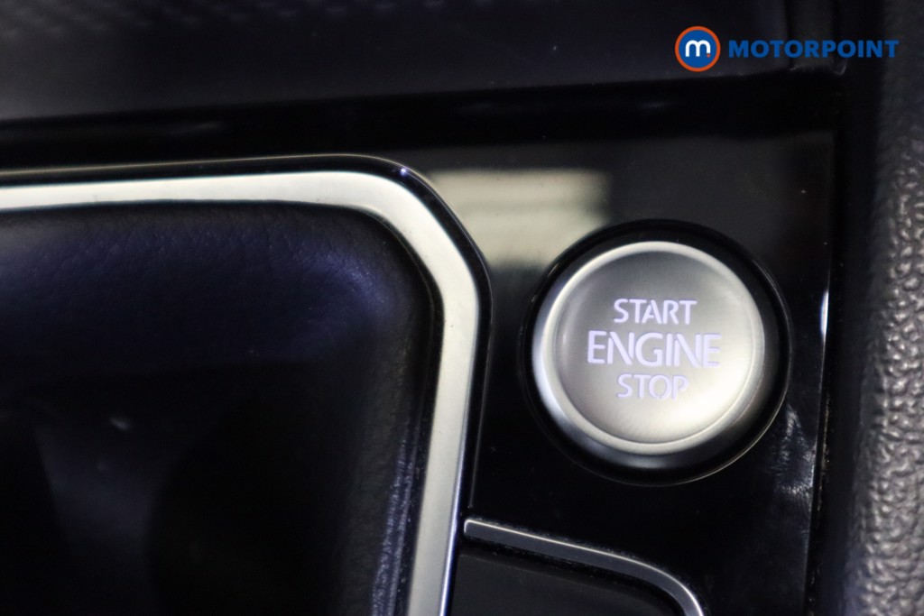 Volkswagen Passat Se Nav Manual Diesel Saloon - Stock Number (1568390) - 22nd supplementary image