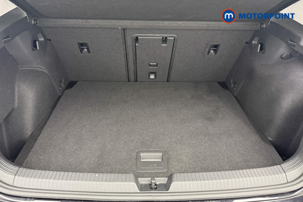 Volkswagen Golf Life Automatic Petrol Hatchback - Stock Number (1568667) - 30th supplementary image