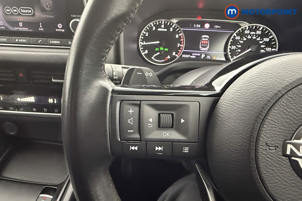Nissan Qashqai Acenta Premium Automatic Petrol SUV - Stock Number (1568701) - 6th supplementary image