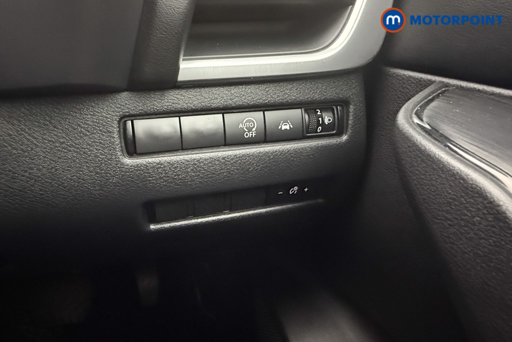 Nissan Qashqai Acenta Premium Automatic Petrol SUV - Stock Number (1568701) - 8th supplementary image
