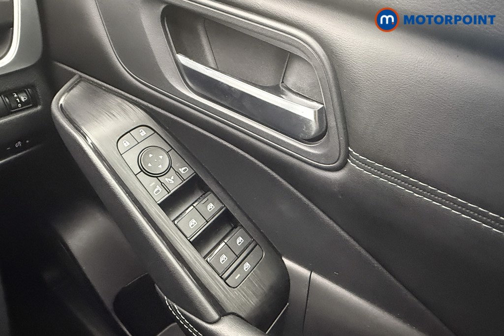 Nissan Qashqai Acenta Premium Automatic Petrol SUV - Stock Number (1568701) - 9th supplementary image