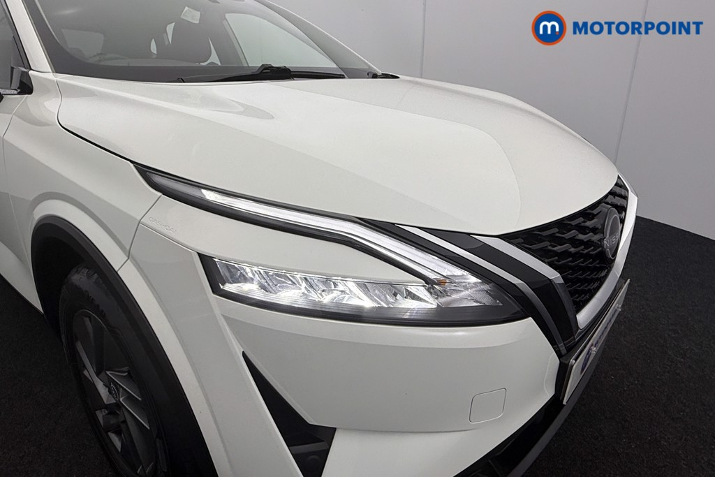 Nissan Qashqai Acenta Premium Automatic Petrol SUV - Stock Number (1568701) - 14th supplementary image