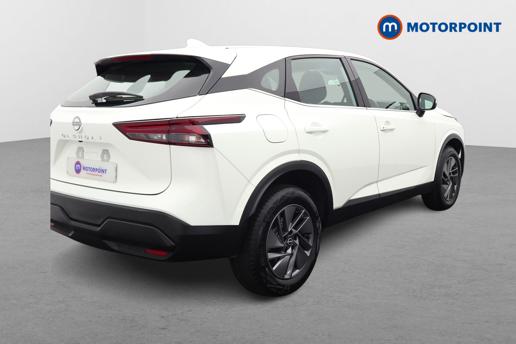 Nissan Qashqai Acenta Premium Automatic Petrol SUV - Stock Number (1568701) - Drivers side rear corner
