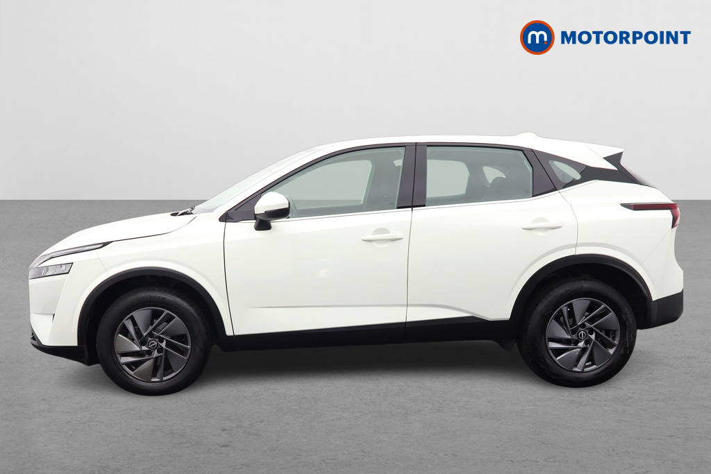 Nissan Qashqai Acenta Premium Automatic Petrol SUV - Stock Number (1568701) - Passenger side