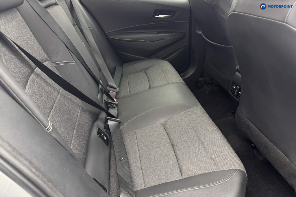 Toyota Corolla Design Automatic Petrol-Electric Hybrid Estate - Stock Number (1568714) - 3rd supplementary image