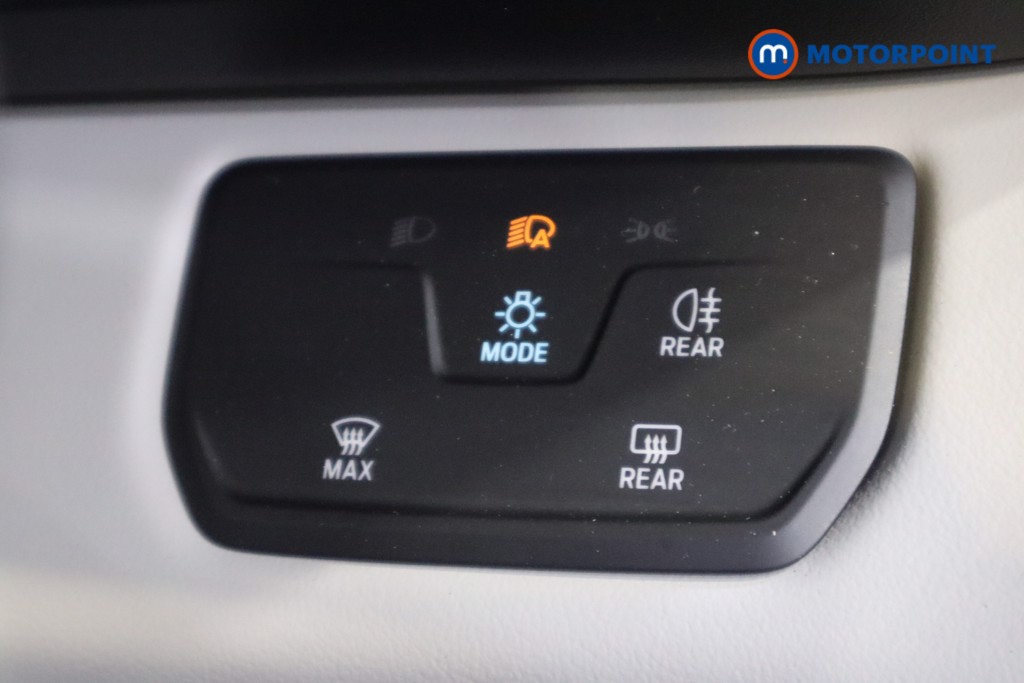Ford Explorer Select Automatic Electric SUV - Stock Number (1569131) - 17th supplementary image