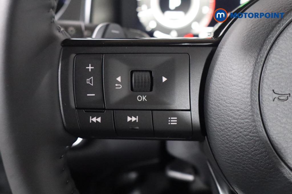 Nissan Qashqai N-Connecta Automatic Petrol SUV - Stock Number (1569481) - 7th supplementary image