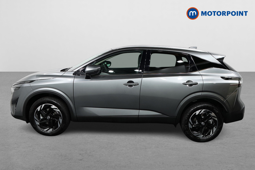 Nissan Qashqai N-Connecta Automatic Petrol SUV - Stock Number (1569481) - Passenger side