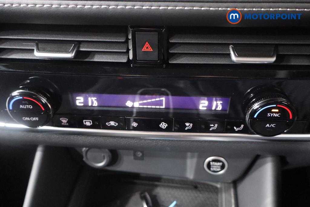 Nissan Qashqai N-Connecta Automatic Petrol SUV - Stock Number (1569486) - 4th supplementary image
