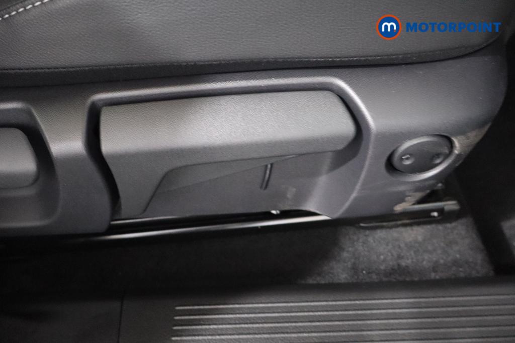 Nissan Qashqai N-Connecta Automatic Petrol SUV - Stock Number (1569486) - 13th supplementary image