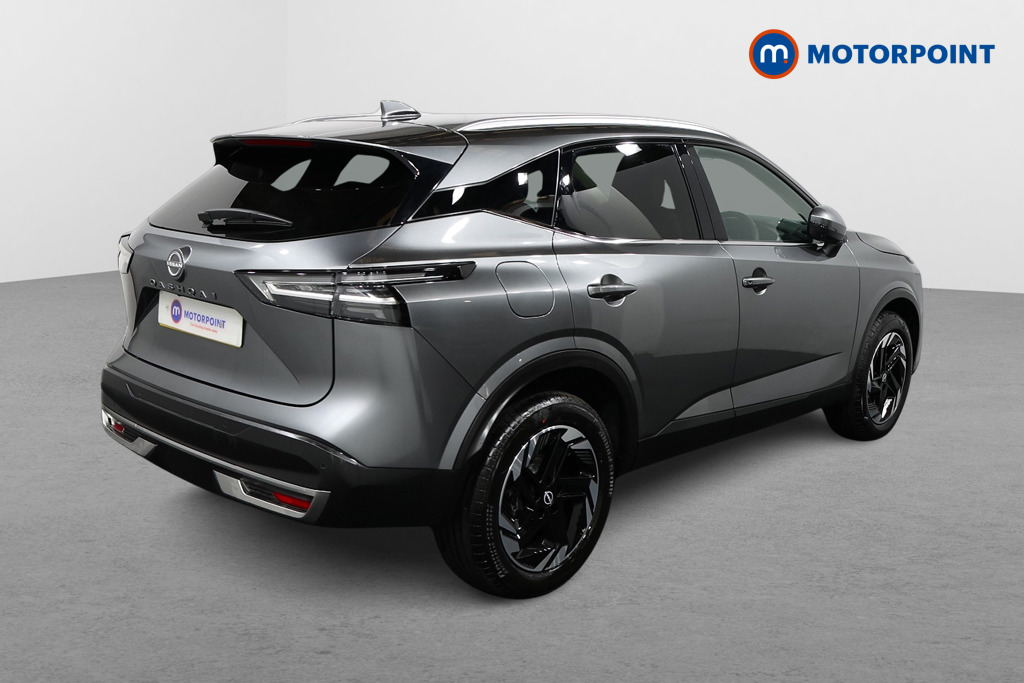 Nissan Qashqai N-Connecta Automatic Petrol SUV - Stock Number (1569486) - Drivers side rear corner