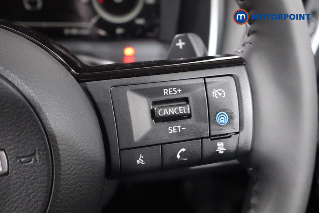 Nissan Qashqai N-Connecta Automatic Petrol SUV - Stock Number (1569487) - 9th supplementary image