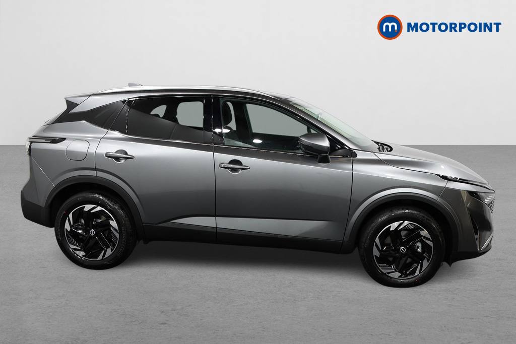 Nissan Qashqai N-Connecta Automatic Petrol SUV - Stock Number (1569487) - Drivers side