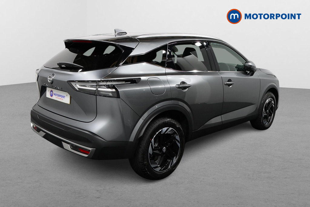 Nissan Qashqai N-Connecta Automatic Petrol SUV - Stock Number (1569487) - Drivers side rear corner