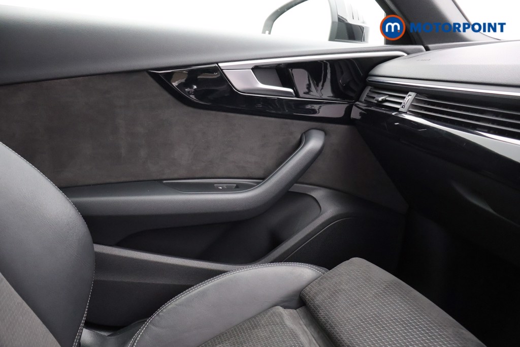 Audi A4 Black Edition Manual Petrol Estate - Stock Number (1569528) - 7th supplementary image