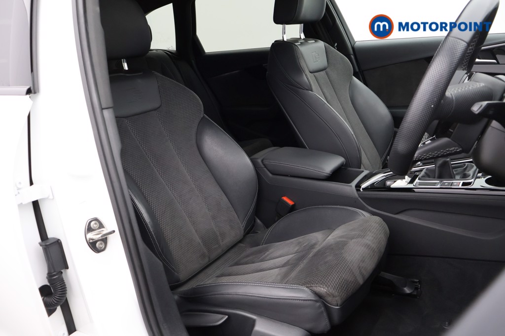Audi A4 Black Edition Manual Petrol Estate - Stock Number (1569528) - 9th supplementary image