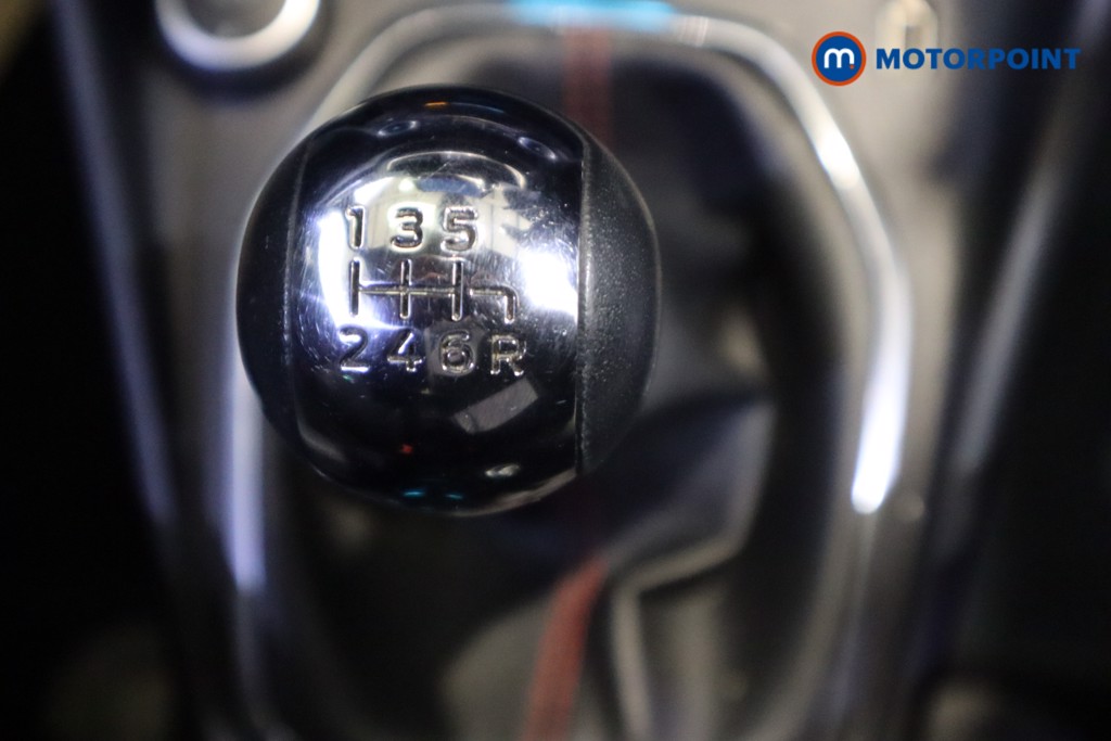 Ford Puma St-Line X Manual Petrol-Electric Hybrid SUV - Stock Number (1569548) - 5th supplementary image