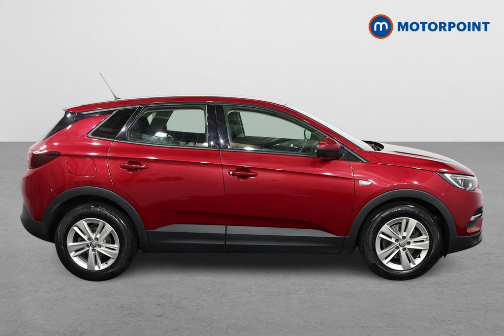 Vauxhall Grandland X SE Manual Petrol SUV - Stock Number (1569718) - Drivers side