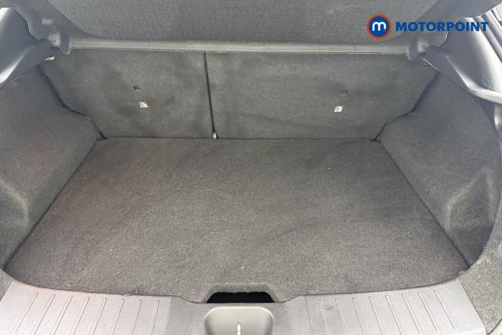 Nissan Juke N-Connecta Automatic Petrol SUV - Stock Number (1569804) - 6th supplementary image