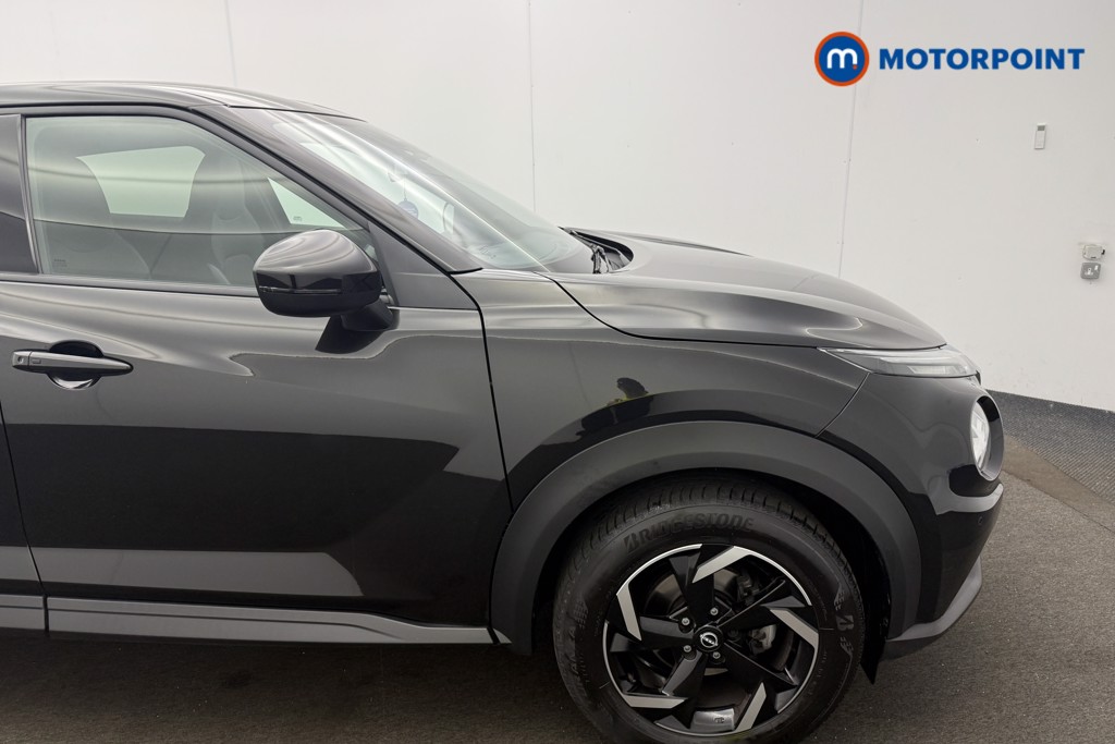 Nissan Juke N-Connecta Automatic Petrol SUV - Stock Number (1569804) - 8th supplementary image