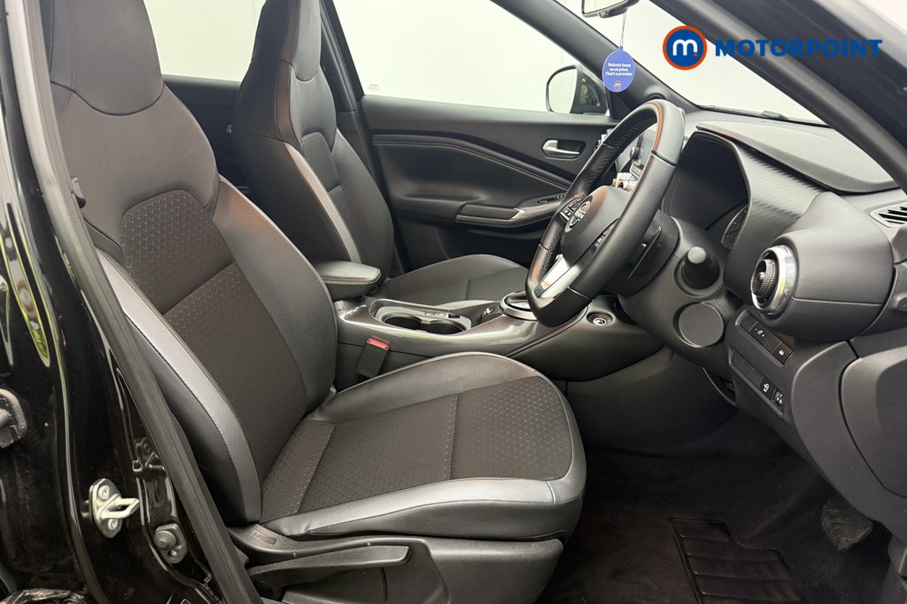 Nissan Juke N-Connecta Automatic Petrol SUV - Stock Number (1569804) - 13th supplementary image