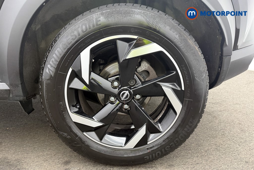 Nissan Juke N-Connecta Automatic Petrol SUV - Stock Number (1569804) - 29th supplementary image