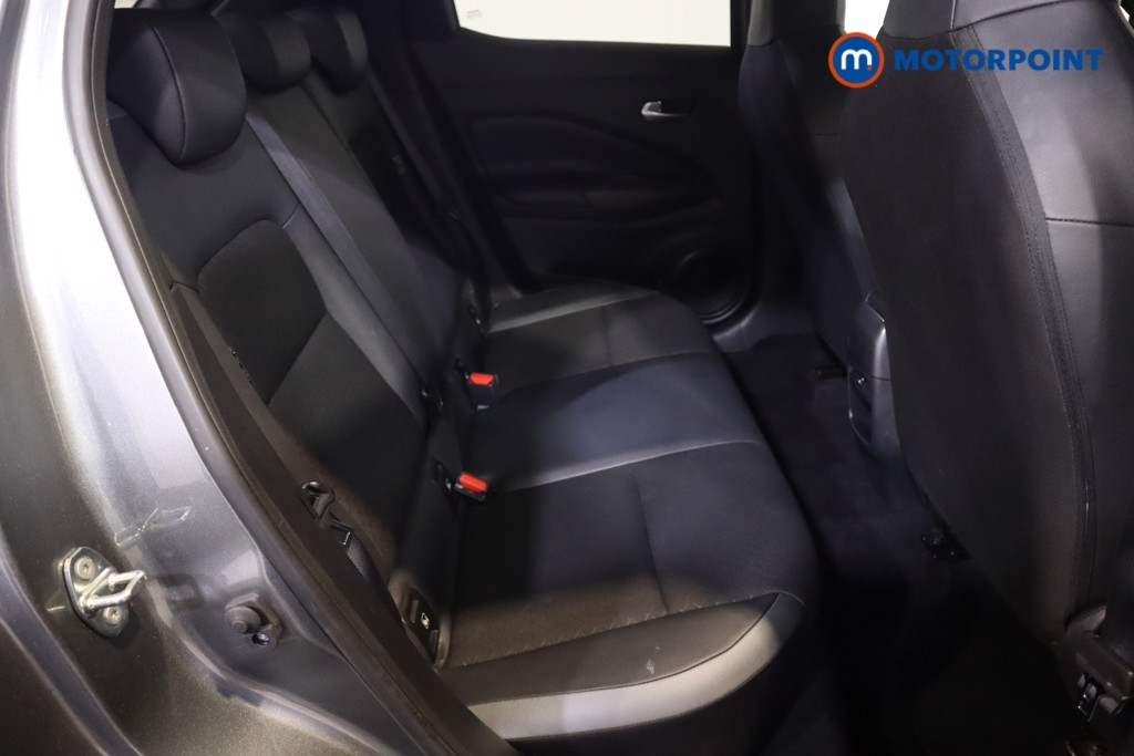 Nissan Juke N-Connecta Automatic Petrol SUV - Stock Number (1569812) - 7th supplementary image
