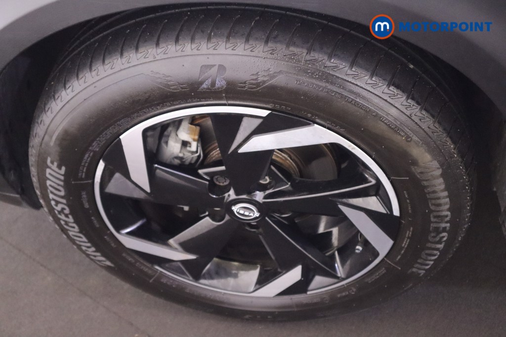 Nissan Juke N-Connecta Automatic Petrol SUV - Stock Number (1569812) - 10th supplementary image