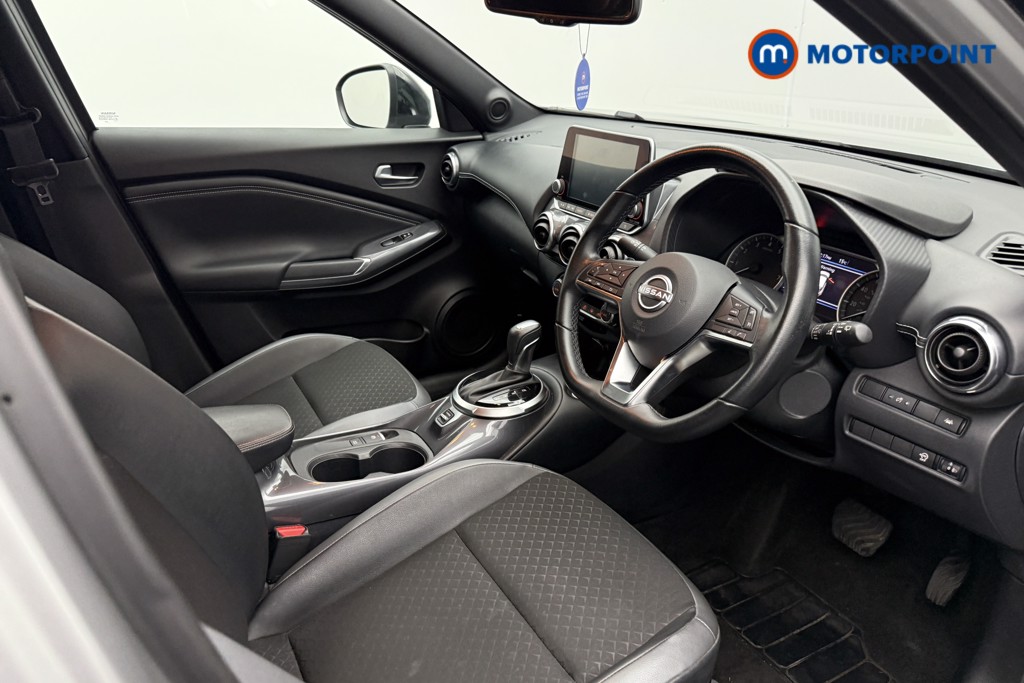 Nissan Juke N-Connecta Automatic Petrol SUV - Stock Number (1569838) - 3rd supplementary image
