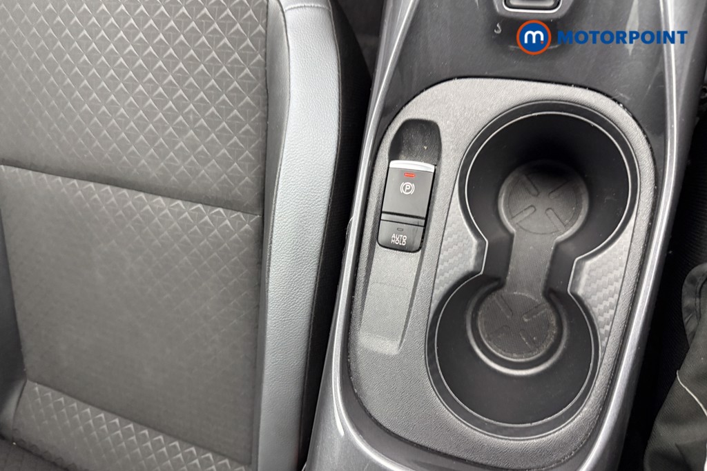 Nissan Juke N-Connecta Automatic Petrol SUV - Stock Number (1569838) - 12th supplementary image