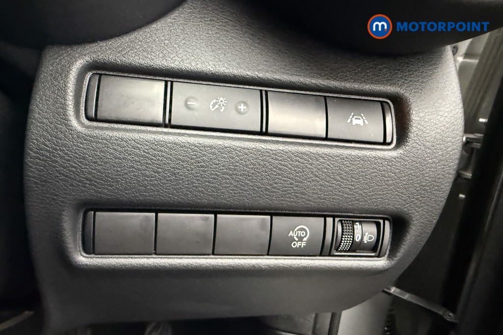 Nissan Juke N-Connecta Automatic Petrol SUV - Stock Number (1569838) - 15th supplementary image