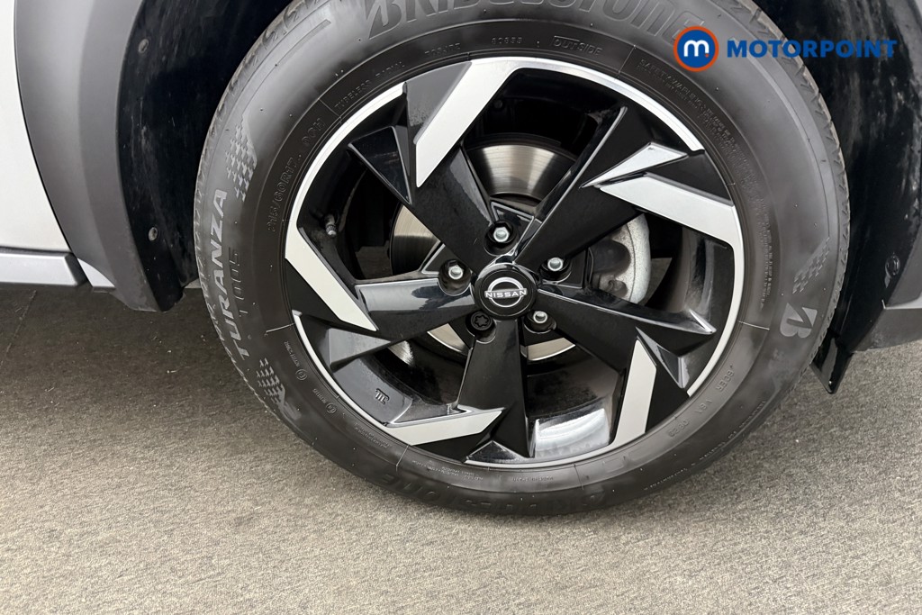Nissan Juke N-Connecta Automatic Petrol SUV - Stock Number (1569838) - 18th supplementary image