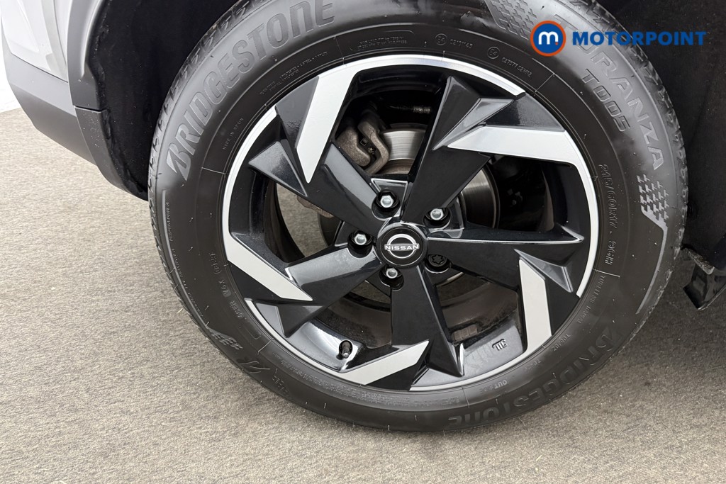 Nissan Juke N-Connecta Automatic Petrol SUV - Stock Number (1569838) - 20th supplementary image