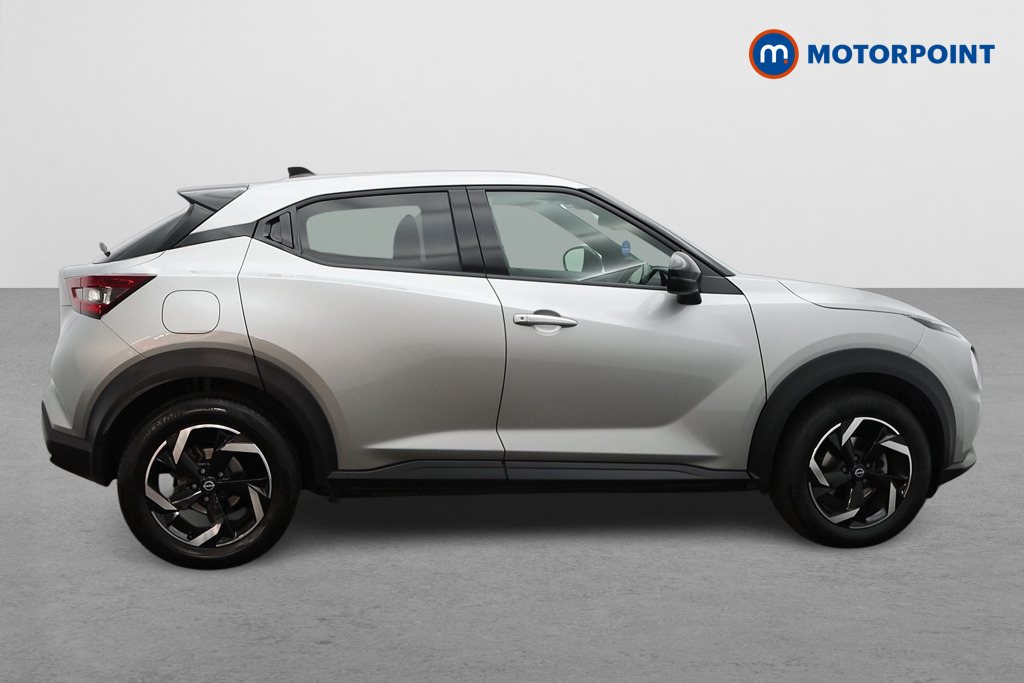 Nissan Juke N-Connecta Automatic Petrol SUV - Stock Number (1569838) - Drivers side