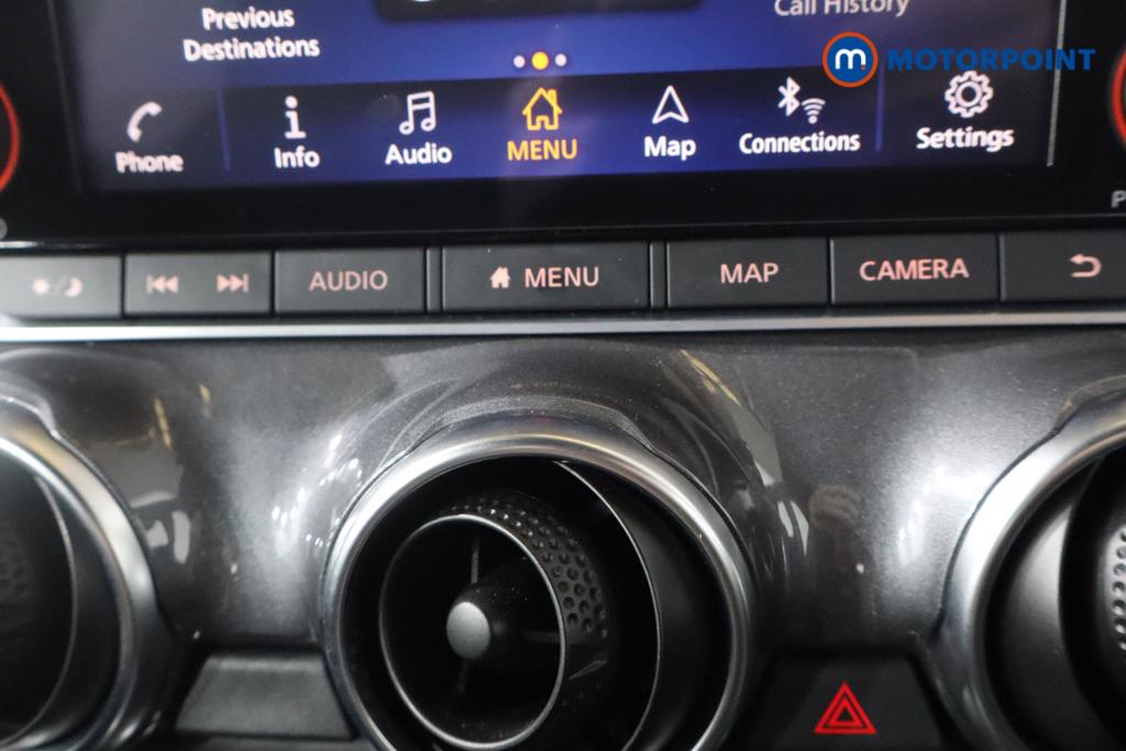 Nissan Juke N-Connecta Automatic Petrol SUV - Stock Number (1569839) - 4th supplementary image