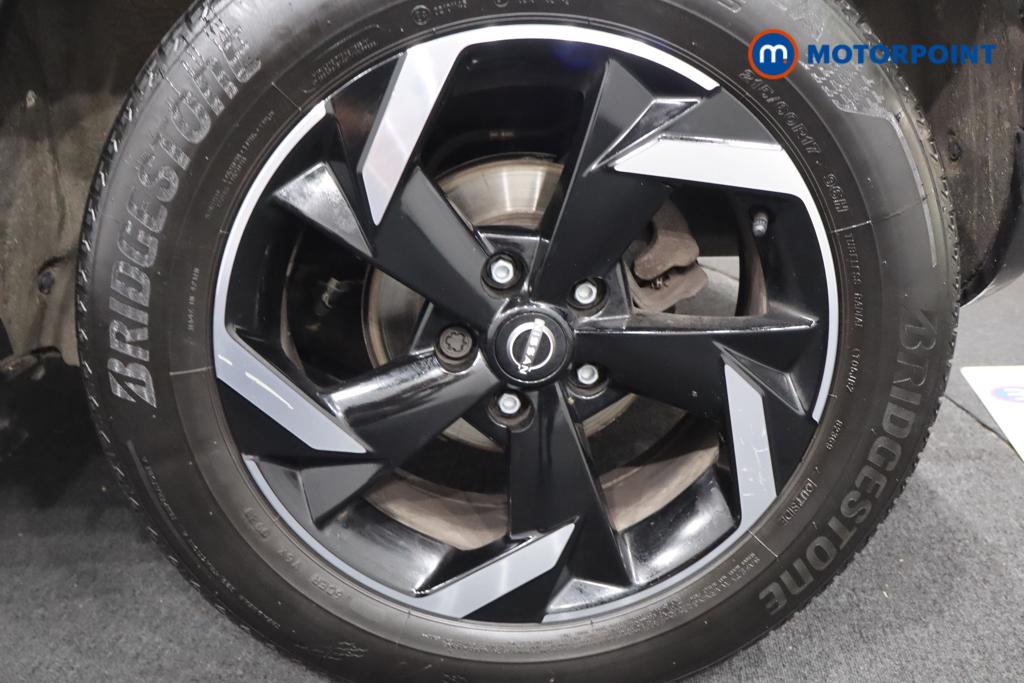 Nissan Juke N-Connecta Automatic Petrol SUV - Stock Number (1569839) - 21st supplementary image