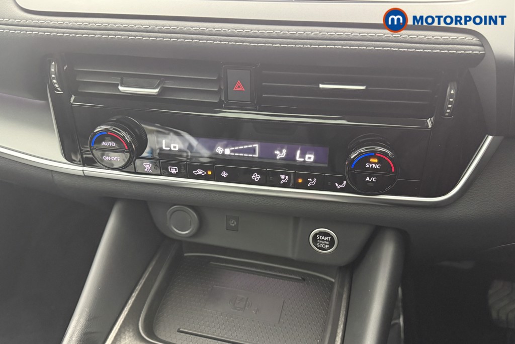 Nissan Qashqai N-Connecta Automatic Petrol SUV - Stock Number (1569871) - 4th supplementary image