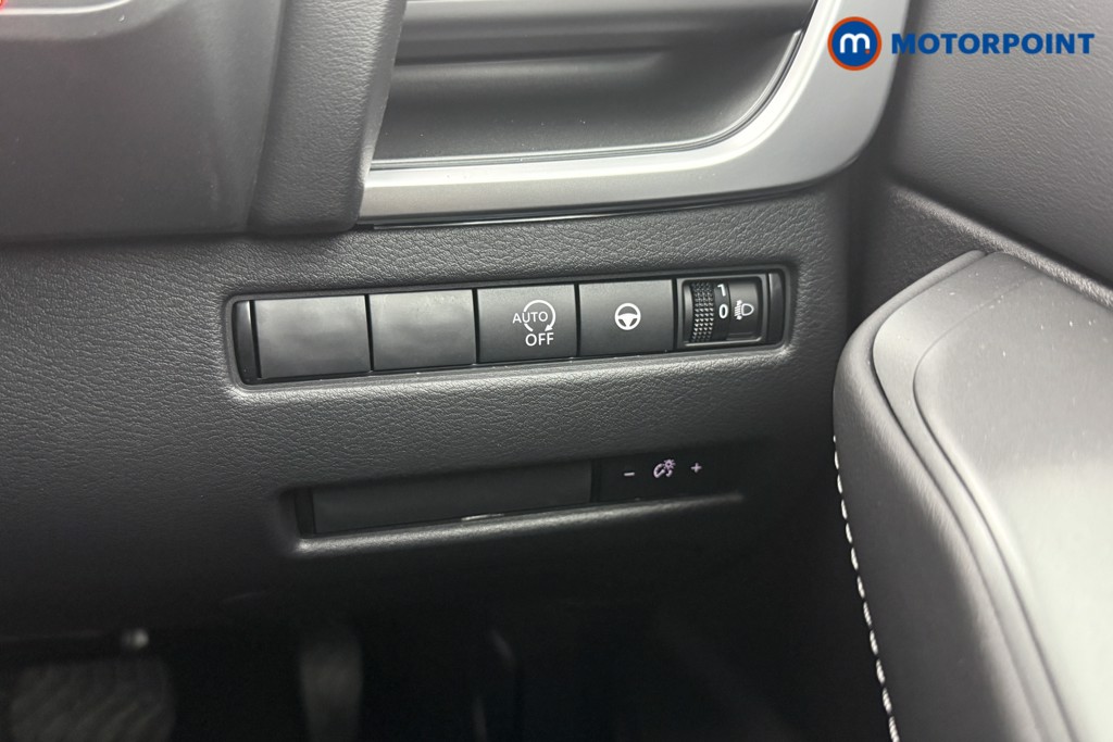 Nissan Qashqai N-Connecta Automatic Petrol SUV - Stock Number (1569871) - 12th supplementary image