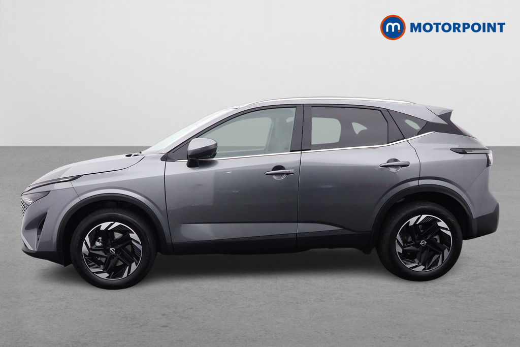 Nissan Qashqai N-Connecta Automatic Petrol SUV - Stock Number (1569871) - Passenger side